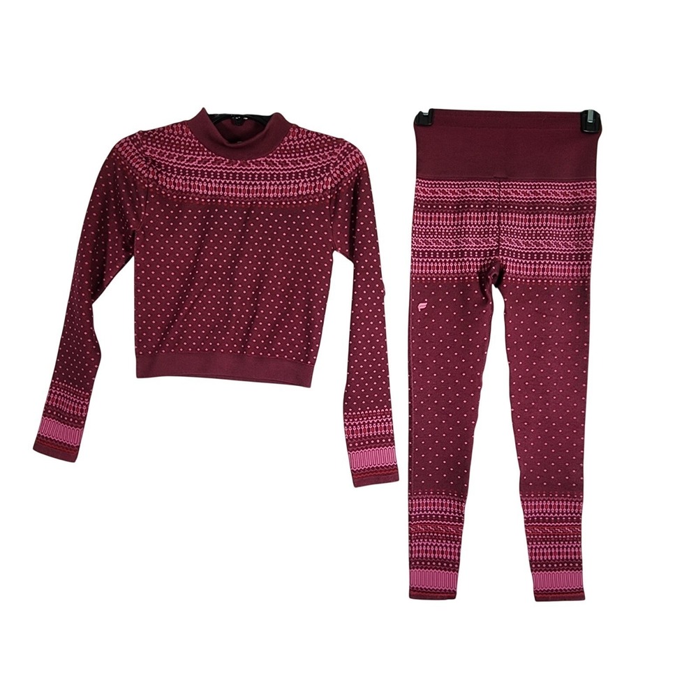 Fabletics XS Holly Seamless Long Sleeve Top High Waisted Fair Isle Leggings Set